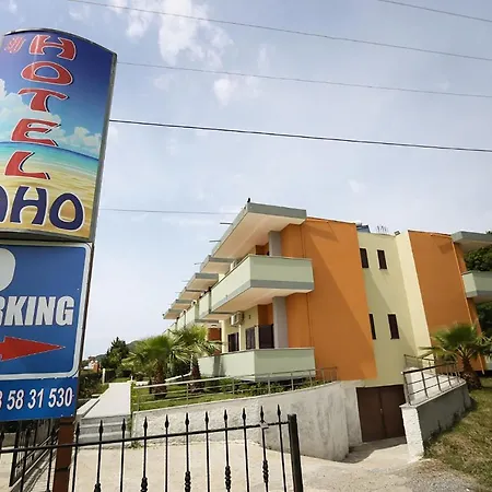 Jaho Hotel *