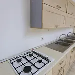 Jaho فندق